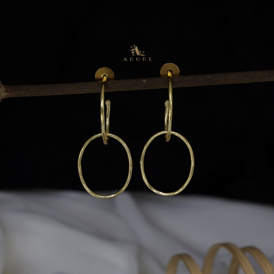 Iha Oval Drop Earring