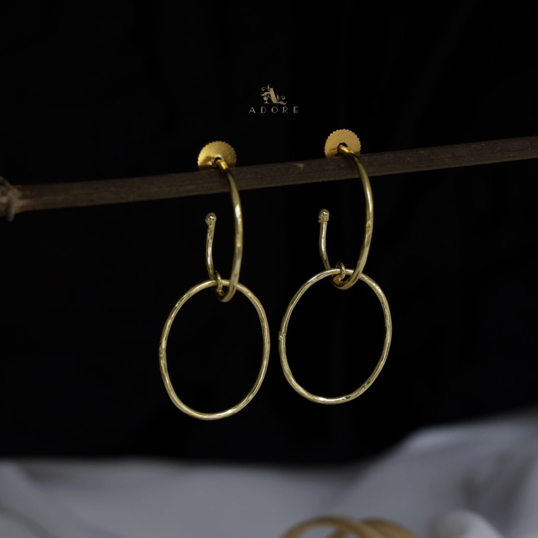 Iha Oval Drop Earring