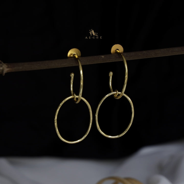 Iha Oval Drop Earring