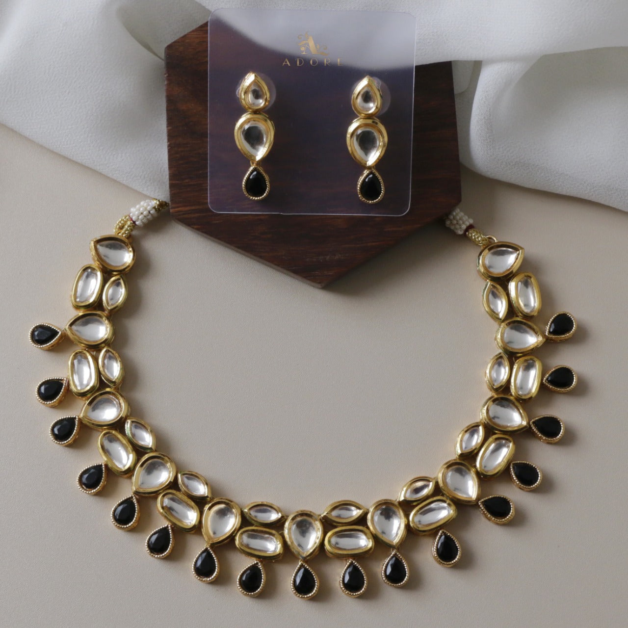 Meena Kundan Neckpiece With Earring