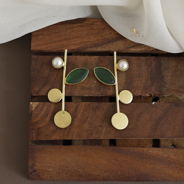 Ezro Raw Stone Pearl Earring