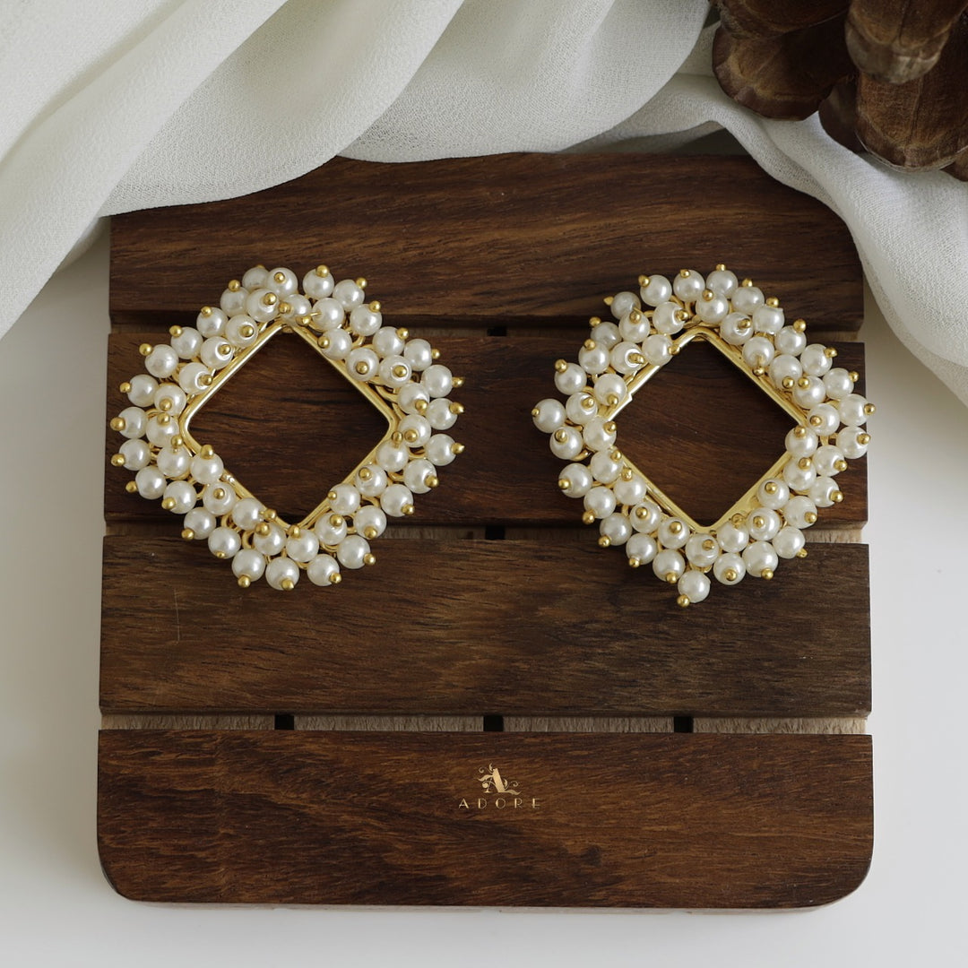 Emery Cluster Pearl Earring