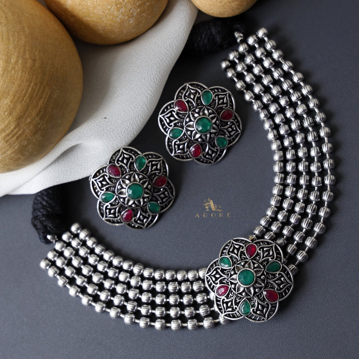 Vance Choker With Earring
