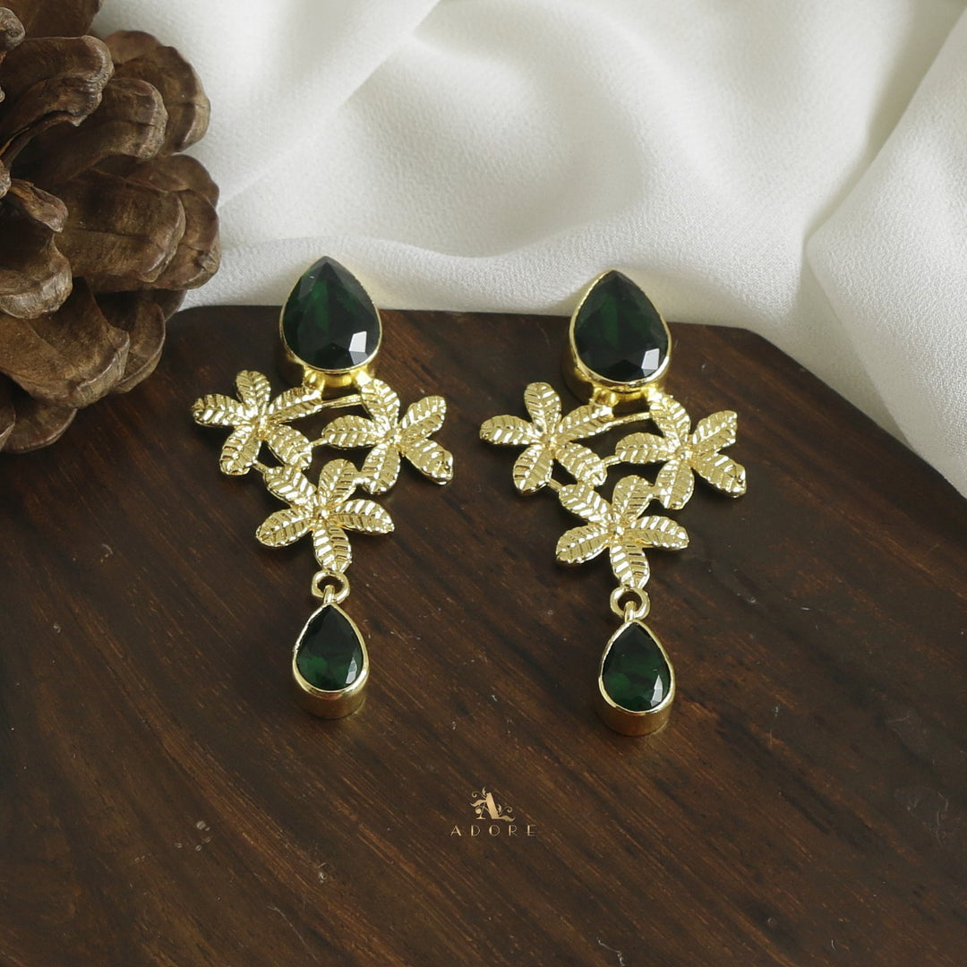 Rupasi Tri Flower Glossy Earring