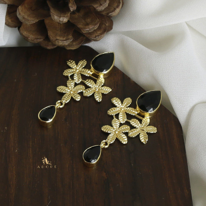 Rupasi Tri Flower Glossy Earring