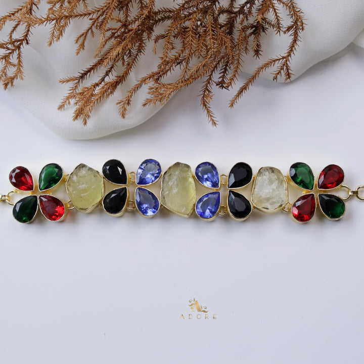 Ruhana Choker