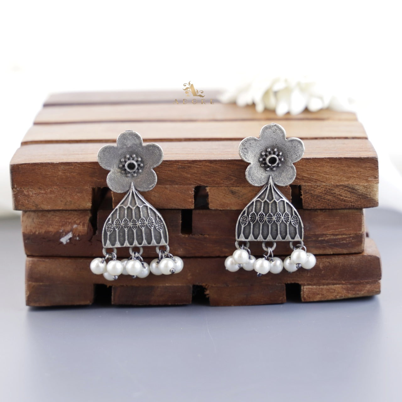 Parviya Flower Earring