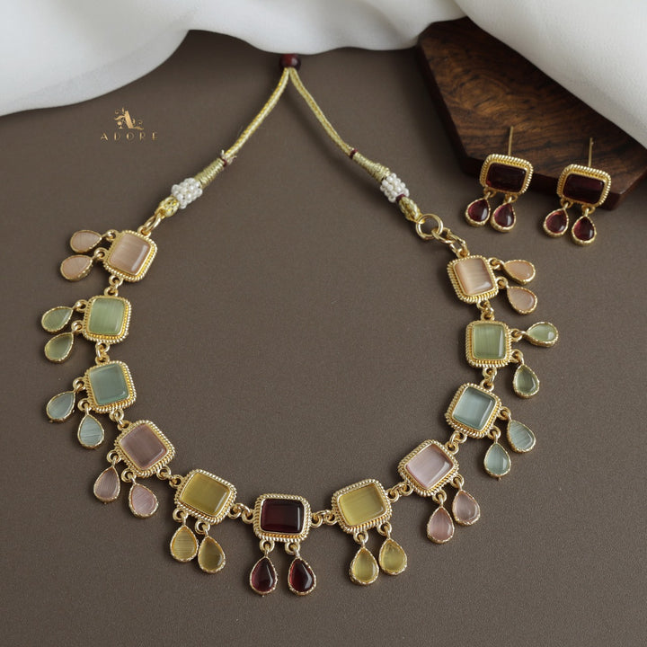 Firouz Glossy Short Neckpiece With Earring