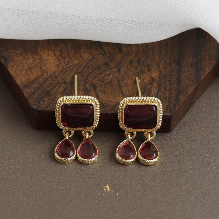 Firouz Glossy Short Neckpiece With Earring