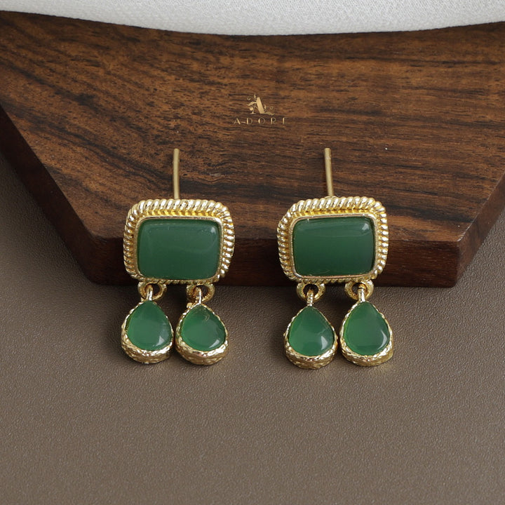 Firouz Glossy Short Neckpiece With Earring