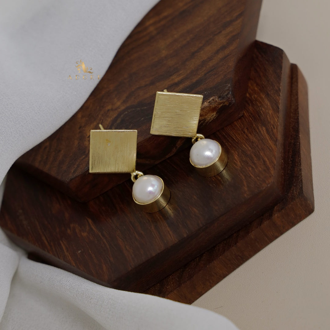 Nima Golden Diamond With Pearl Earring