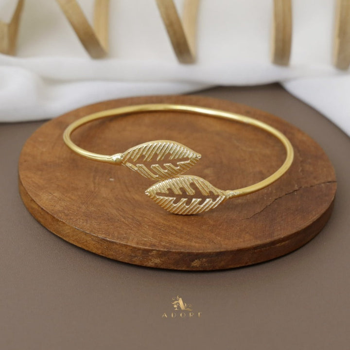 Hema Dual Leaf Bangle
