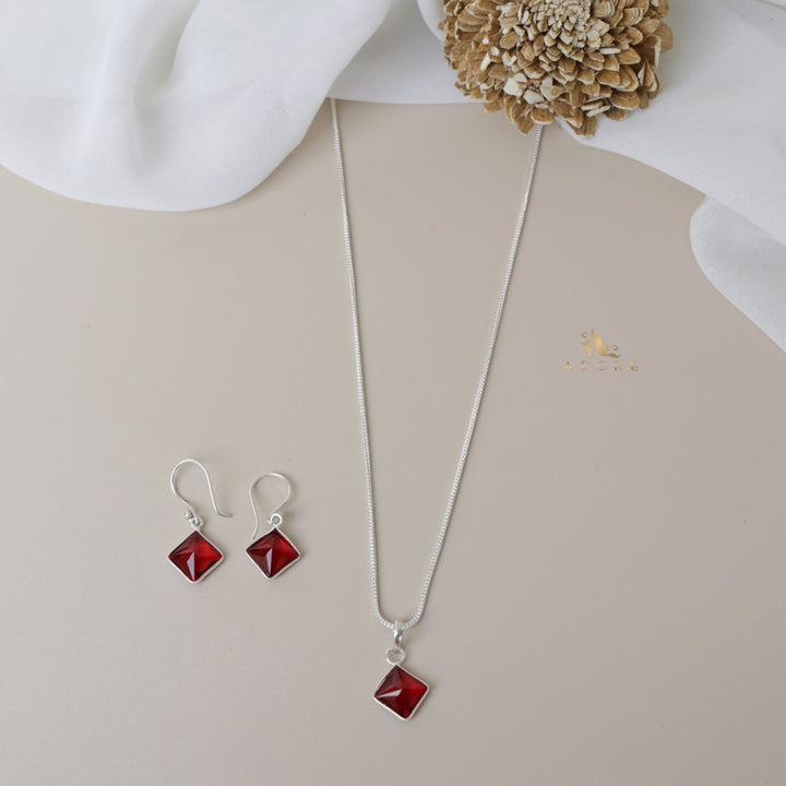 Riga Glossy Diamond Drop Neckpiece With Earring