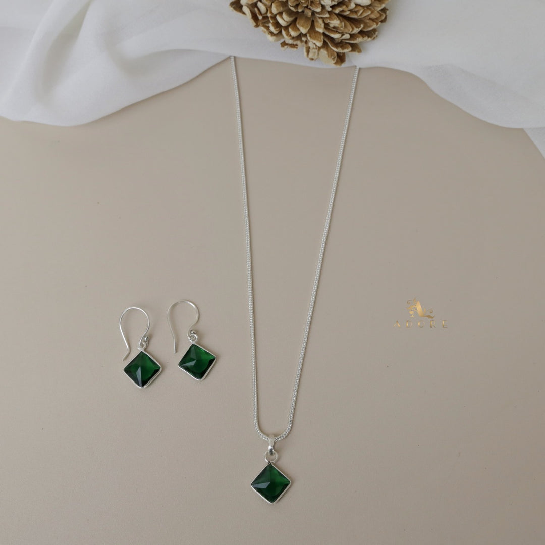 Riga Glossy Diamond Drop Neckpiece With Earring