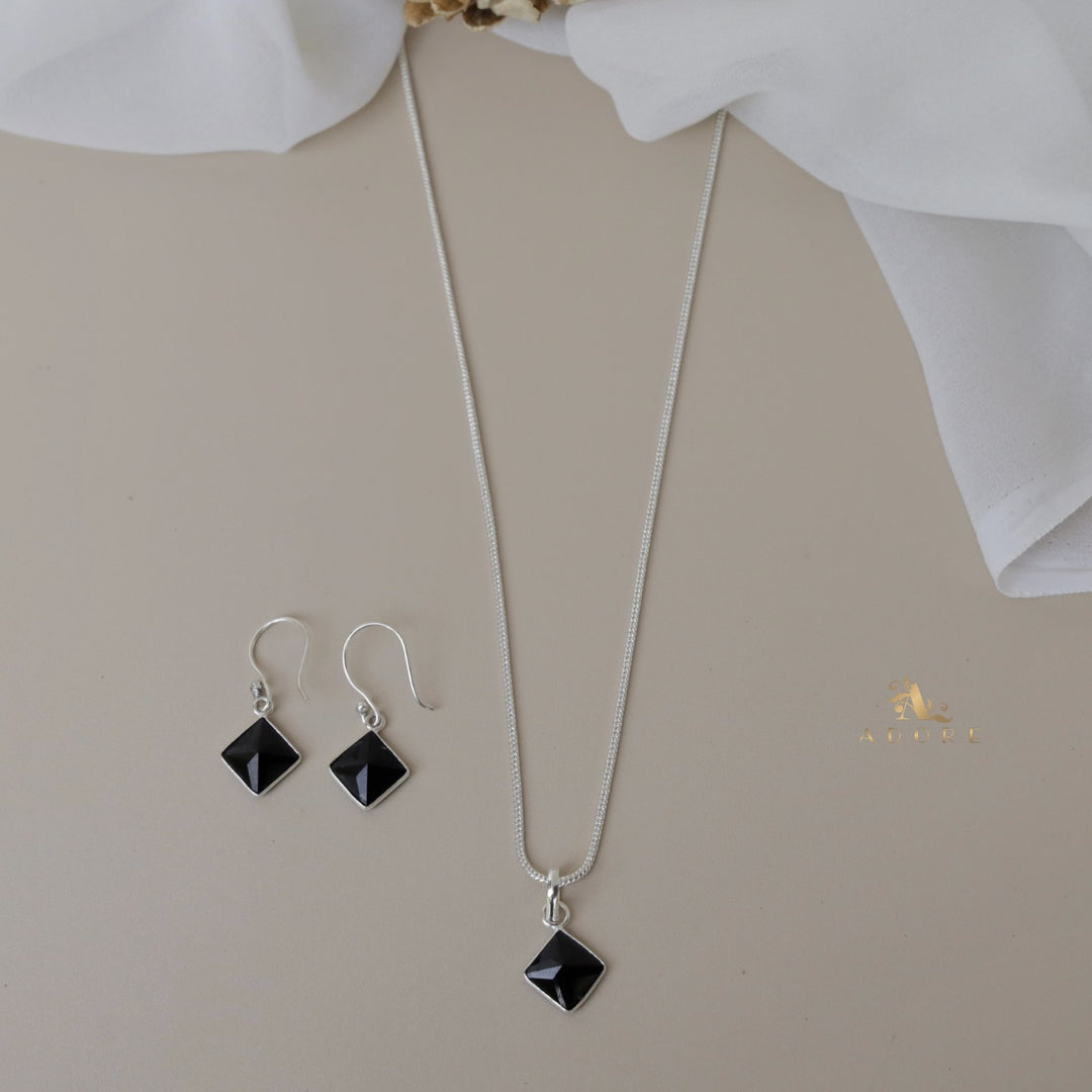 Riga Glossy Diamond Drop Neckpiece With Earring