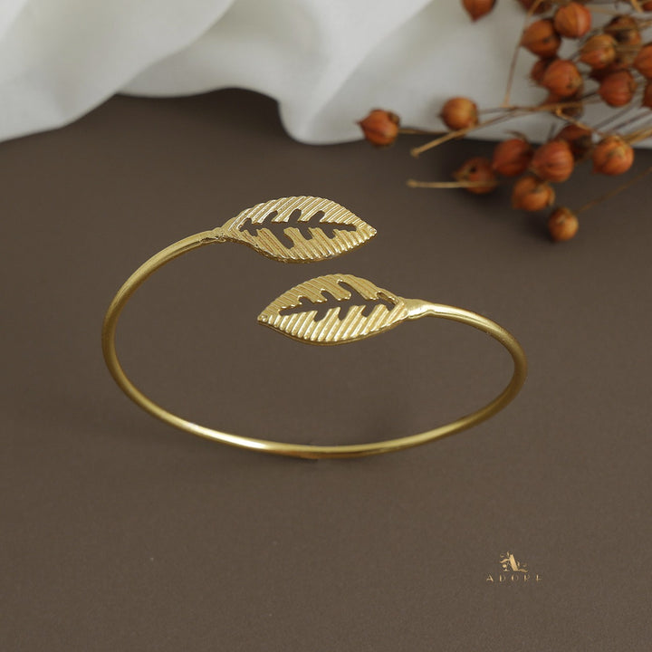 Hema Dual Leaf Bangle
