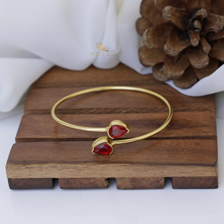 Orla Dual Arrow Bangle