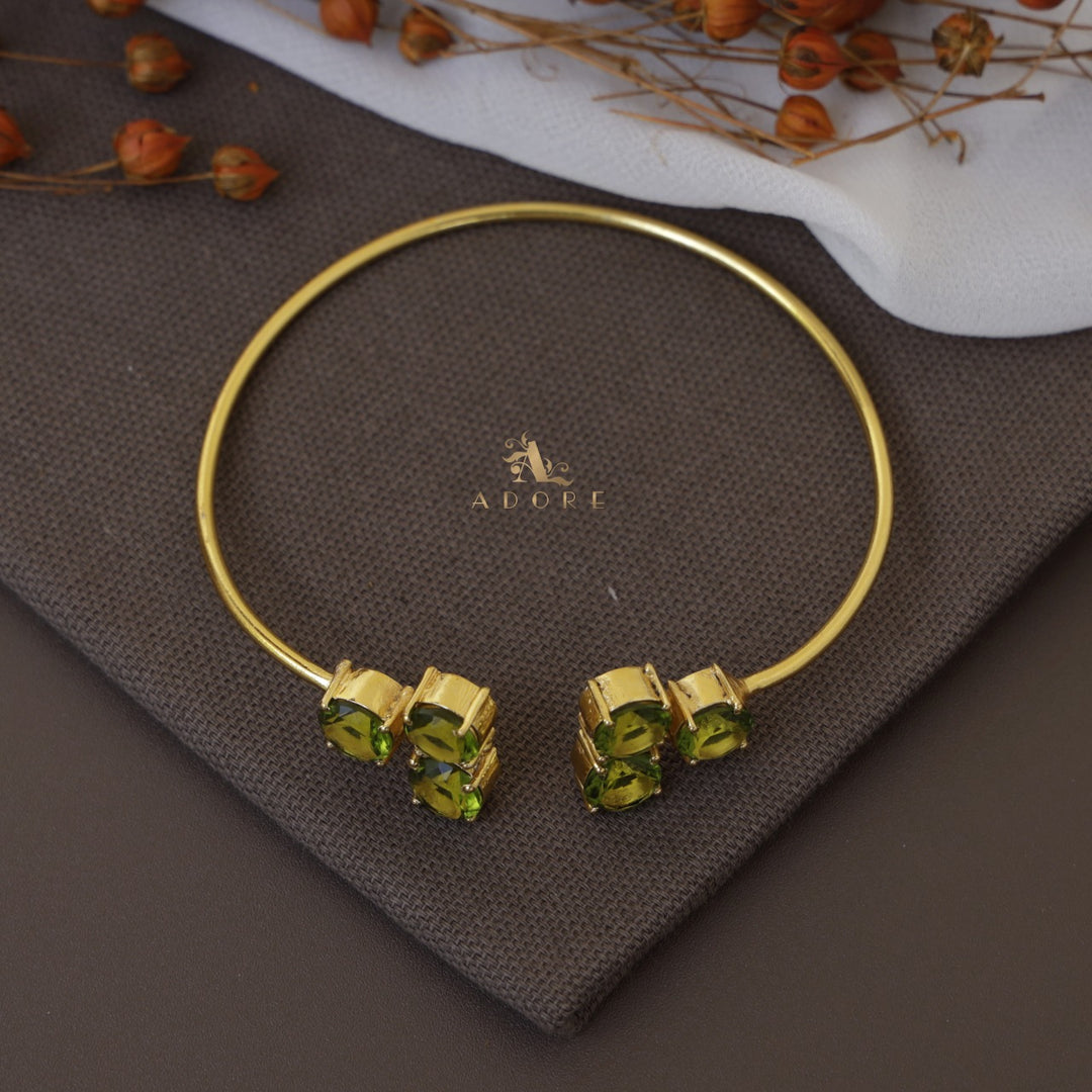 Yuna 6 Stone Circle Glossy Bangle
