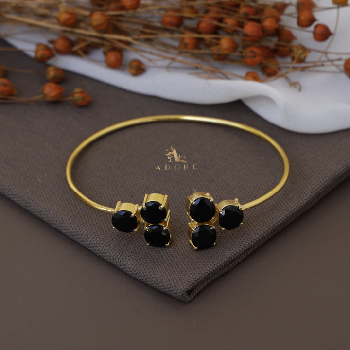 Yuna 6 Stone Circle Glossy Bangle