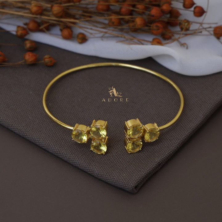 Yuna 6 Stone Circle Glossy Bangle