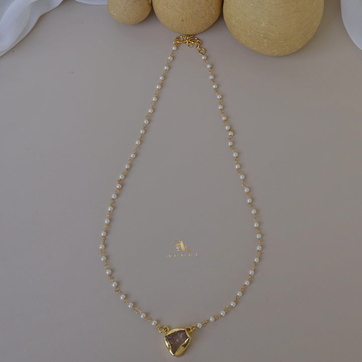 Nasmiya Raw Stone Neckpiece