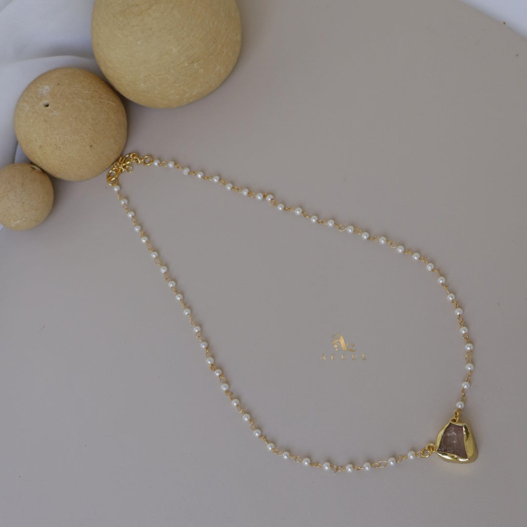 Nasmiya Raw Stone Neckpiece