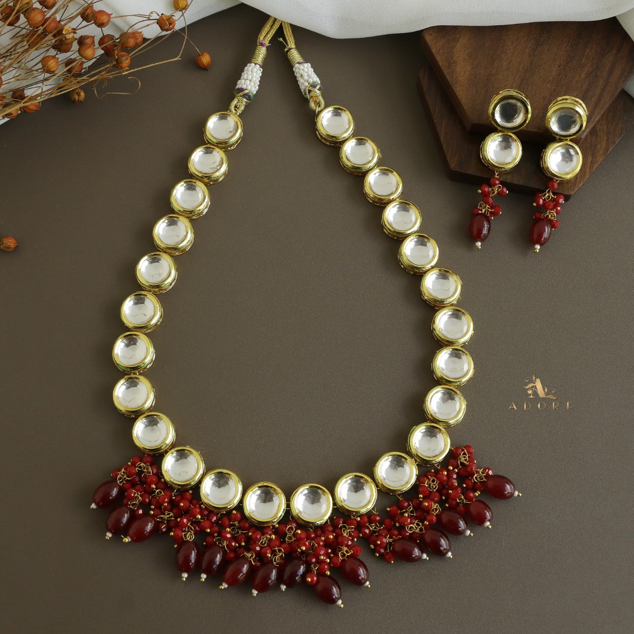 Aranmayi Kundan Neckpiece With Earring