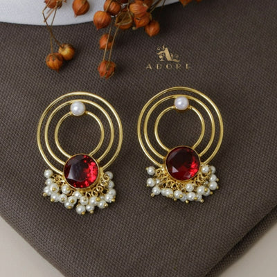 Elviya Glossy Cluster Pearl Earring