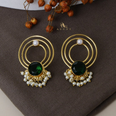 Elviya Glossy Cluster Pearl Earring