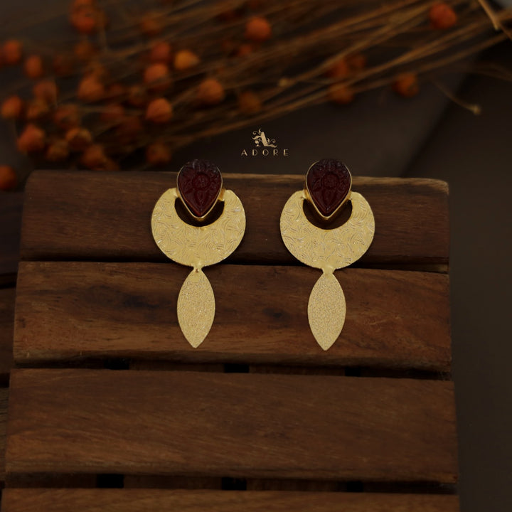 Jasvia Carved Earring