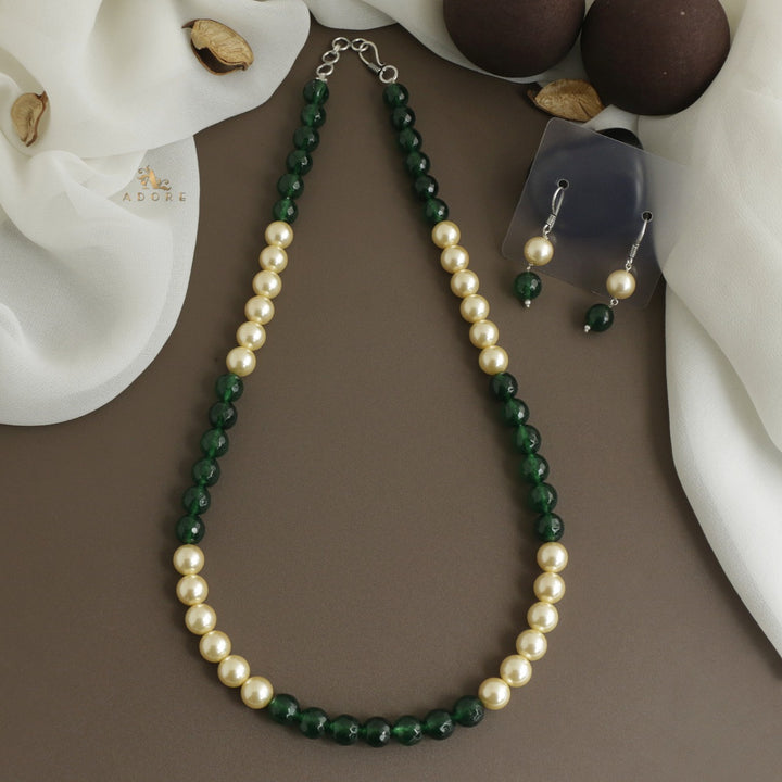 Orbia Pearl Single Layer Neckpiece With Earring