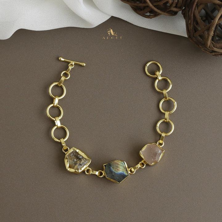 Eminent 3 Stone Bracelet