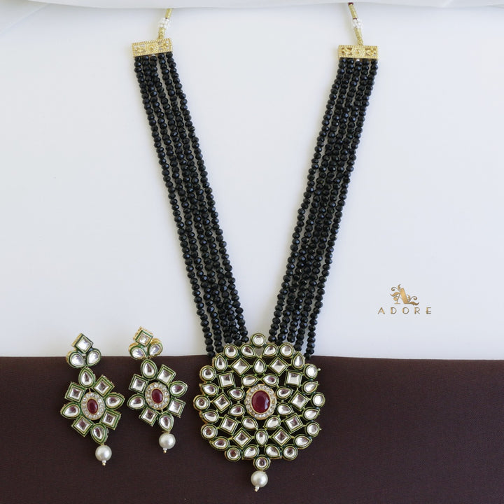 Rigveya Kundan Neckpiece With Earring