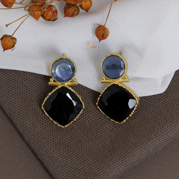 Tarak Glossy Earring
