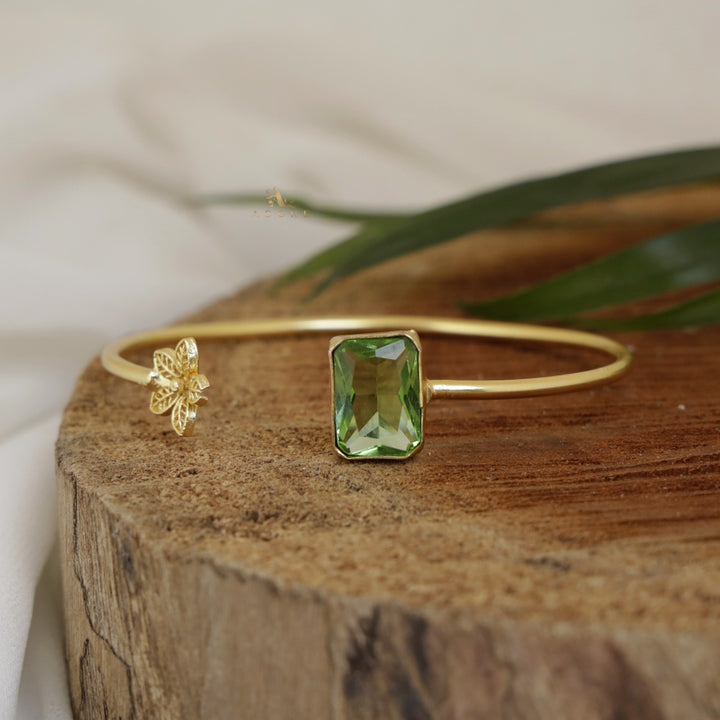 Narvia Flower And Rectangle Glossy Bangle