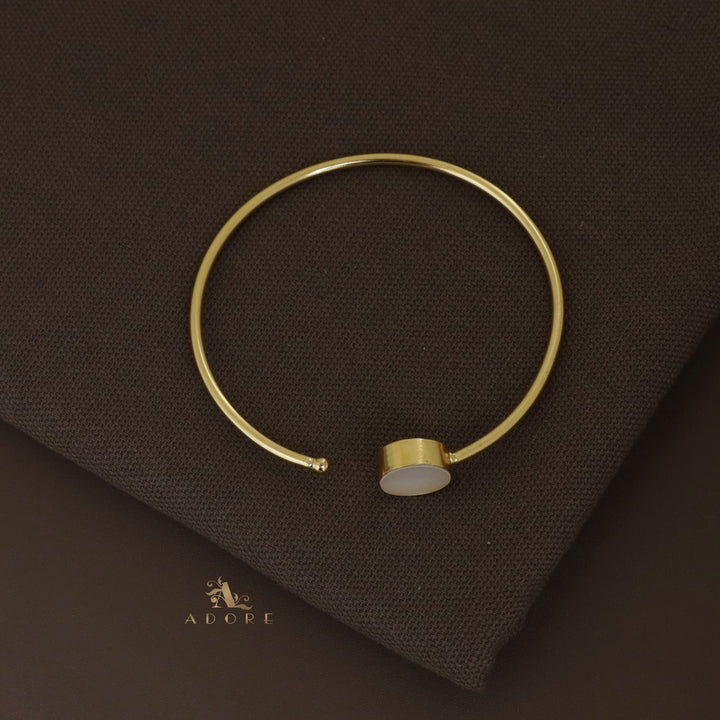 Nivora MOP Bangle