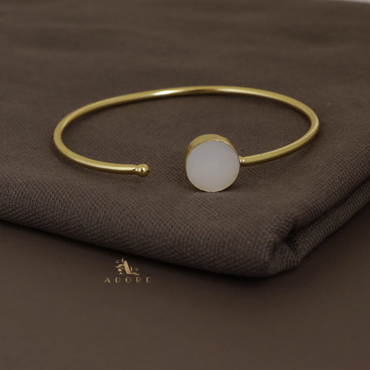 Nivora MOP Bangle