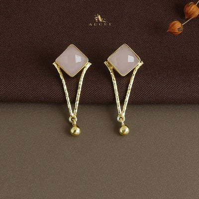 Tezia Glossy Diamond Earring