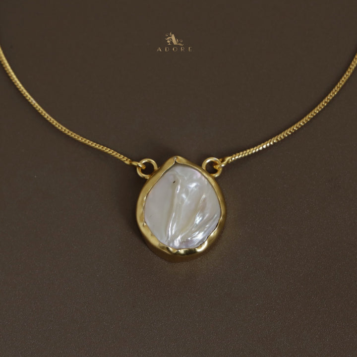 Hallie Golden Baroque Neckpiece