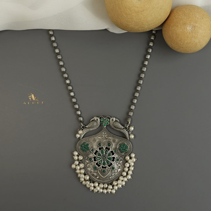 Claire Antique Pearl Neckpiece