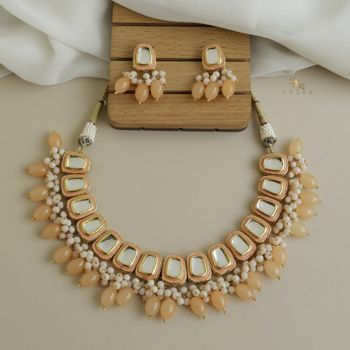 Shivaprabha Kundan Neckpiece With Earring