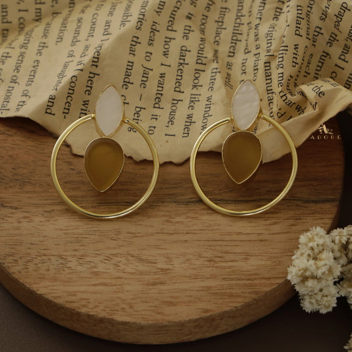 Polvia Golden Circle MOP Earring