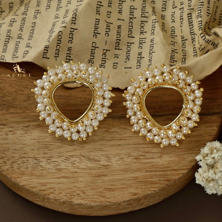 Norvia Cluster Pearl Earring
