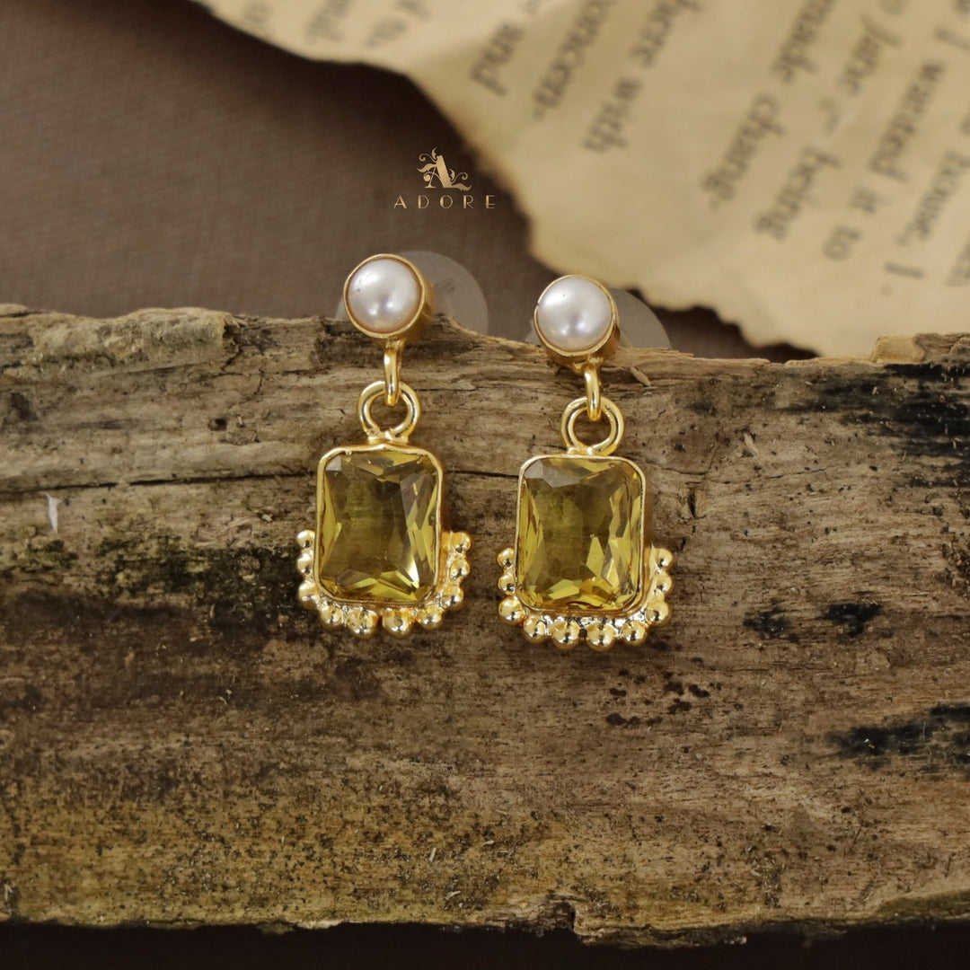 Riba Rectangle Glossy Pearl Earring