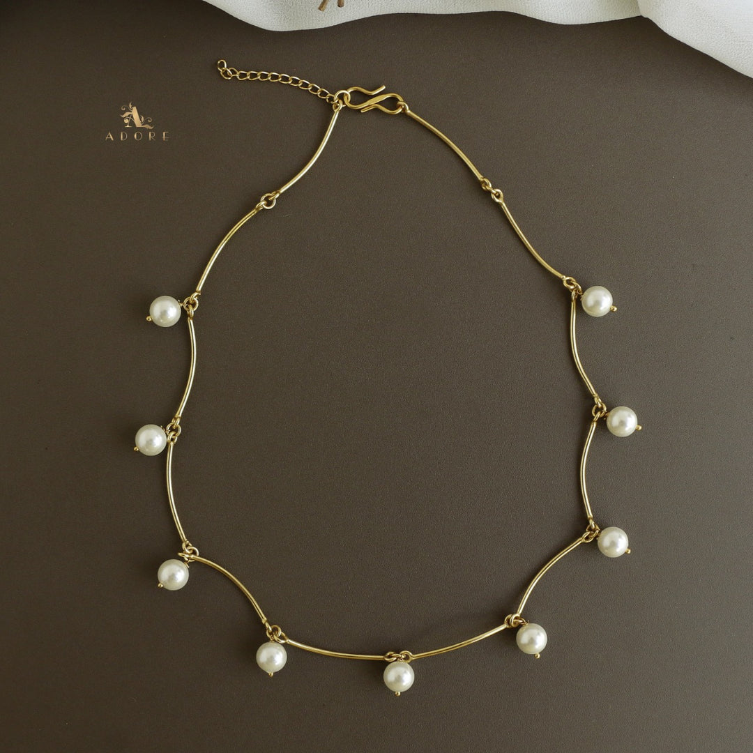 Leyah Golden Pearl Neckpiece