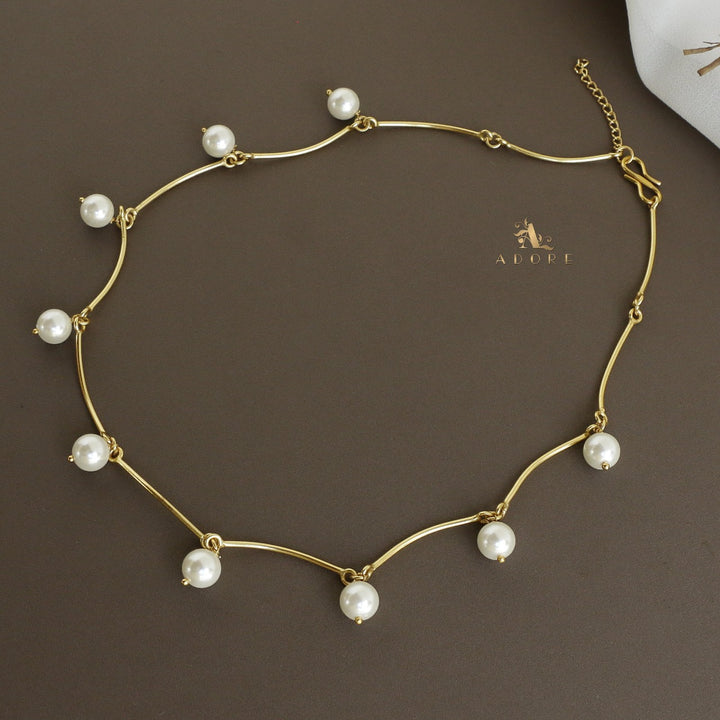 Leyah Golden Pearl Neckpiece