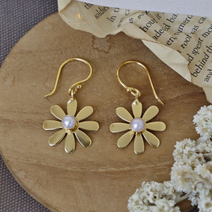 Midhila Flower Pearl Drop