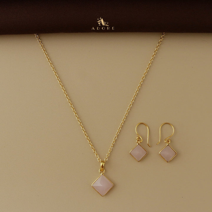 Alyvia Diamond Glossy Neckpiece With Drop