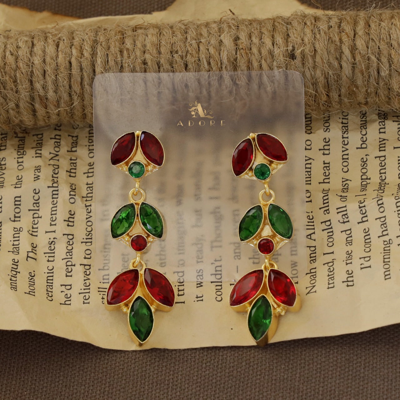 Lovlea Leafy Glossy Earring