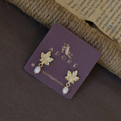 Golden Maple Leaf Pearl Earring